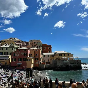https://moonlight-in-boccadasse.hotelitalianriviera.com